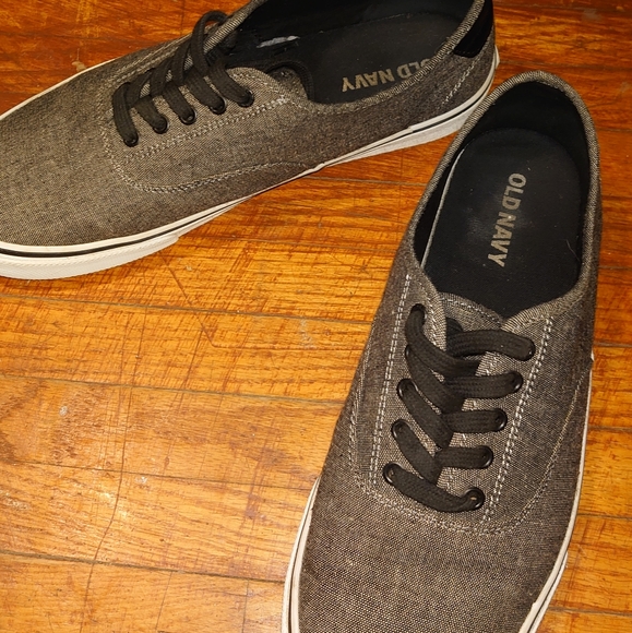 Men's Old Navy size 9 shoes - Picture 4 of 7